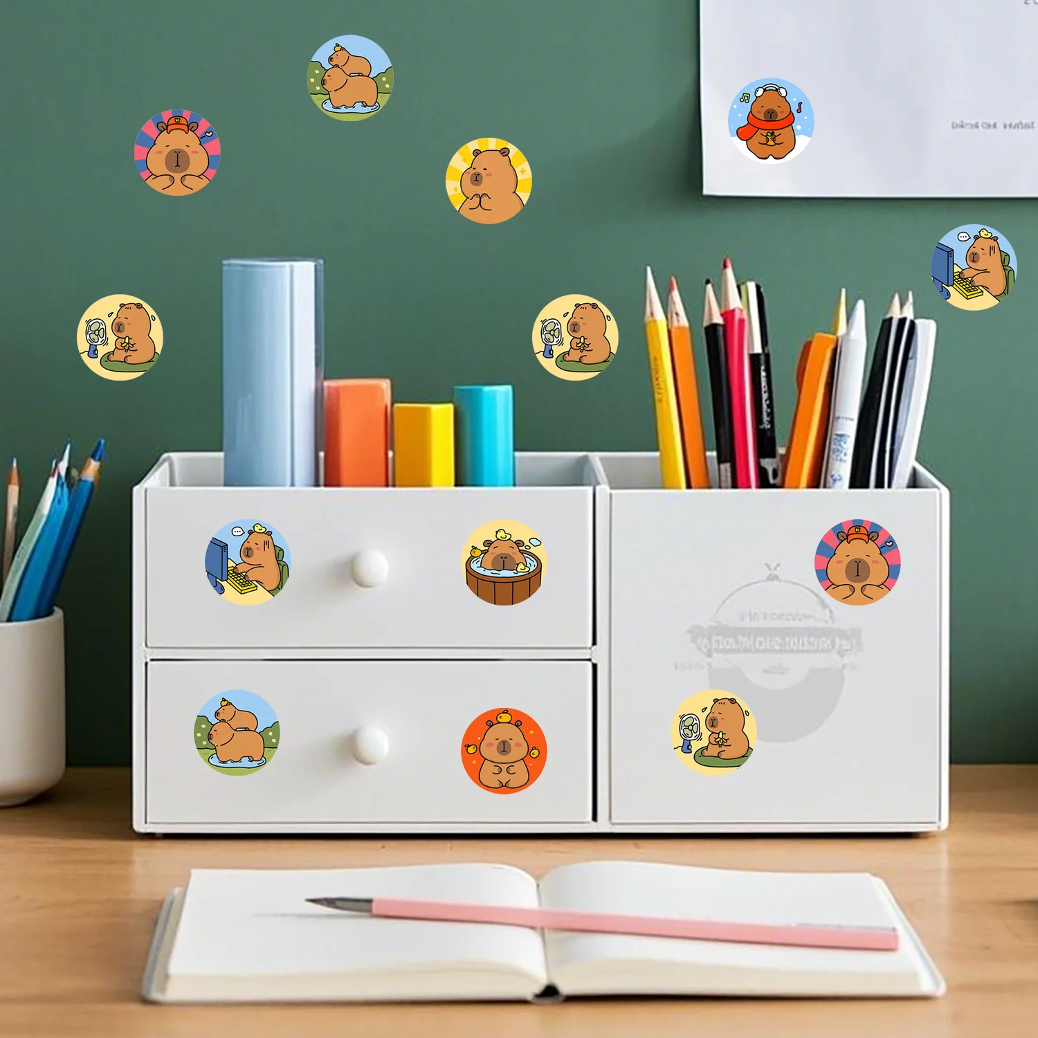 1Roll(500Pcs) Cartoon Capybara Animal Stickers Cute Reward Notebook Labels Laptop Stickers Decal Home Decoration