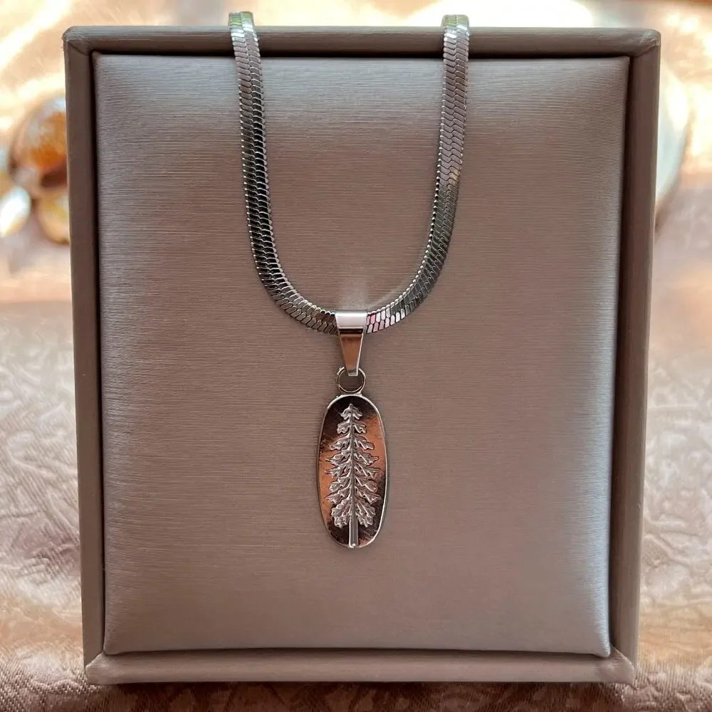 Christmas Tree Oval Pendant Necklace Stainless Steel Gold Color Blade Chain Choker for Women Girls Jewelry XMAS Gift Wholesale