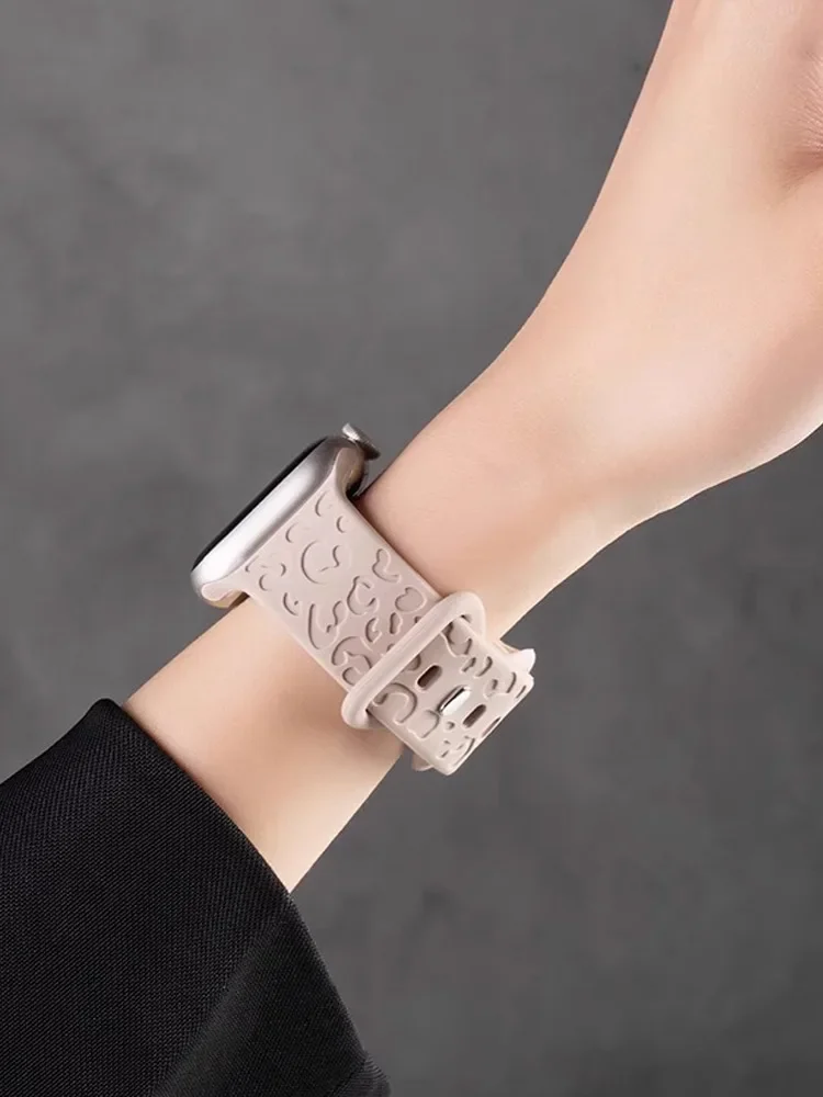 NEW Engraved Leopard Straps For Apple Watch ultra 2 49mm 45mm 44mm 42 41 40mm Silicone bracelet for Series 10 9 8 7 3 6 5 4 Band