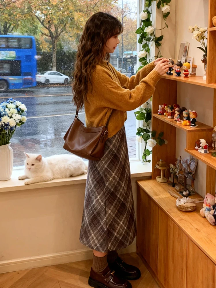 

Большие размеры, осенне-зимний винтажный круглый трикотажный свитер, женский корейский утягивающий клетчатый свитер, комплект из двух предметов