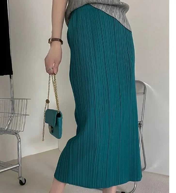 

Women's Skirt Pleated Skirt Autumn Sweater Matching Side Slit Medium-Length Straight-Leg Skirt