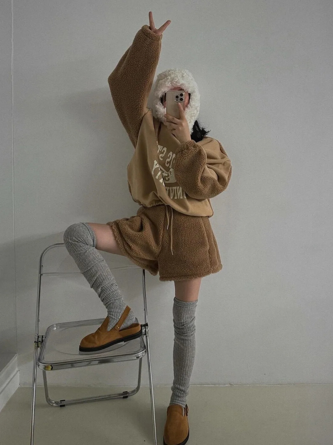 Chic Fashionable Lamb Fur Patchwork Set 2026 Dongda Gate Stylish Women's Winter Ensemble Ten Centimeters Brand
