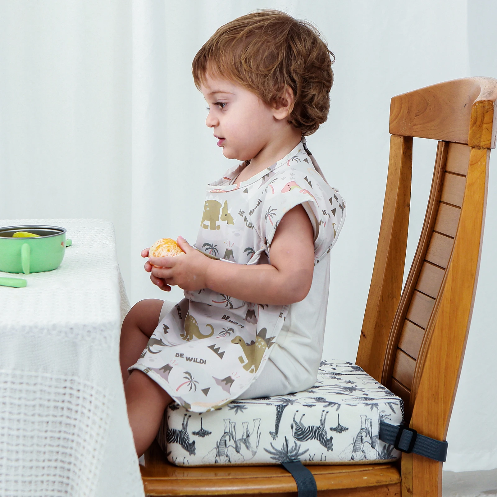 Almofada crescente de altura do assento das crianças dos desenhos animados portátil à prova dwaterproof água cadeira de jantar do bebê esponja altura crescente almofada