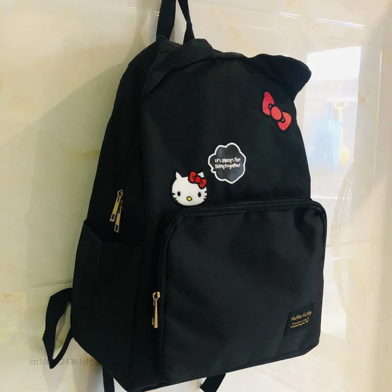 Sanrio-女性用の黒の刺繍入りバックパック,若い学生用のバックパック,ファッショナブルなショルダーバッグ,新しいカジュアルなラップトップ