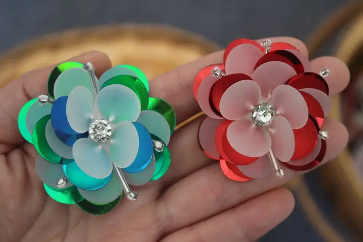 4Pcs/Lot Decorative Handmade Sequin Beads Flower Applique Patches ,Hair Clip,Bags,Brooch,Clothes Sew on,Glue on DIY Accessories