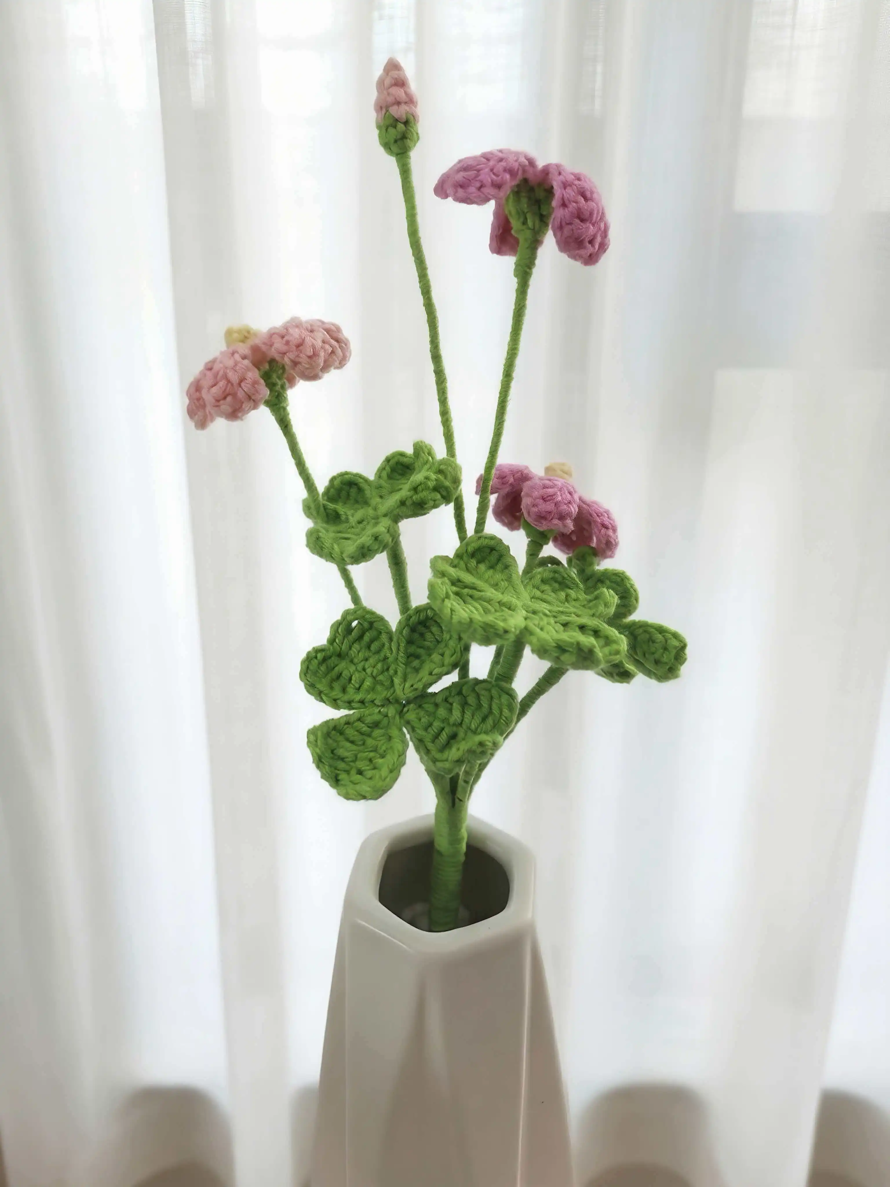 Handmade Crochet Clover Bouquet – Pink Flowers & Green Leaves, Lucky Charm Home Decor, Perfect Gift for Her, Wedding, Birthday,