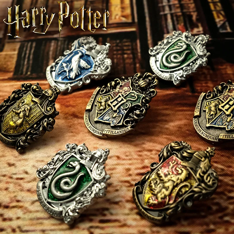 1pcs Harries School Badge Toy Fashion Brooch Gift Wizarding Academy Potters Role-playing Props Universal for Children and Adults