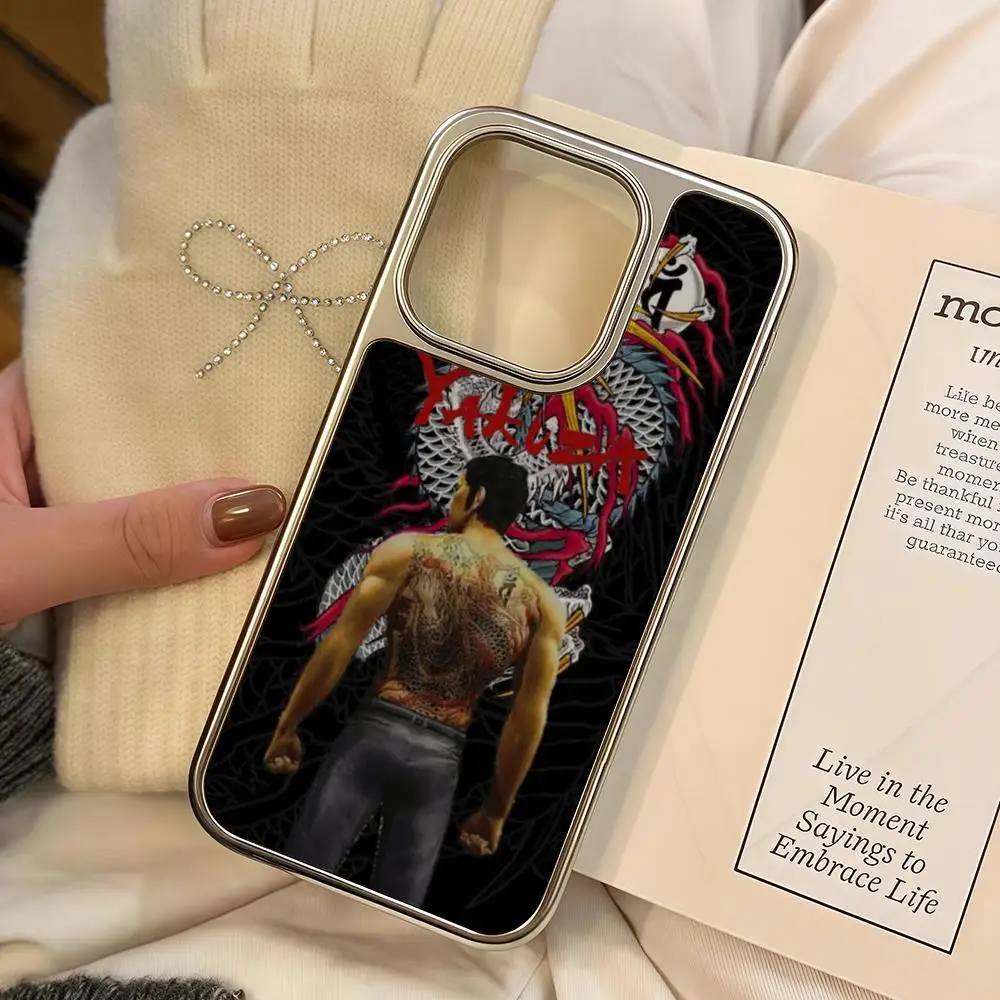 Чехол для телефона Y-Yakuza L-Like A Dragon для iPhone 16, 15, 14, 13, 12, 11 Pro Max Plus HD Magsafe, металлический каркас, твердый корпус из углеродного волокна