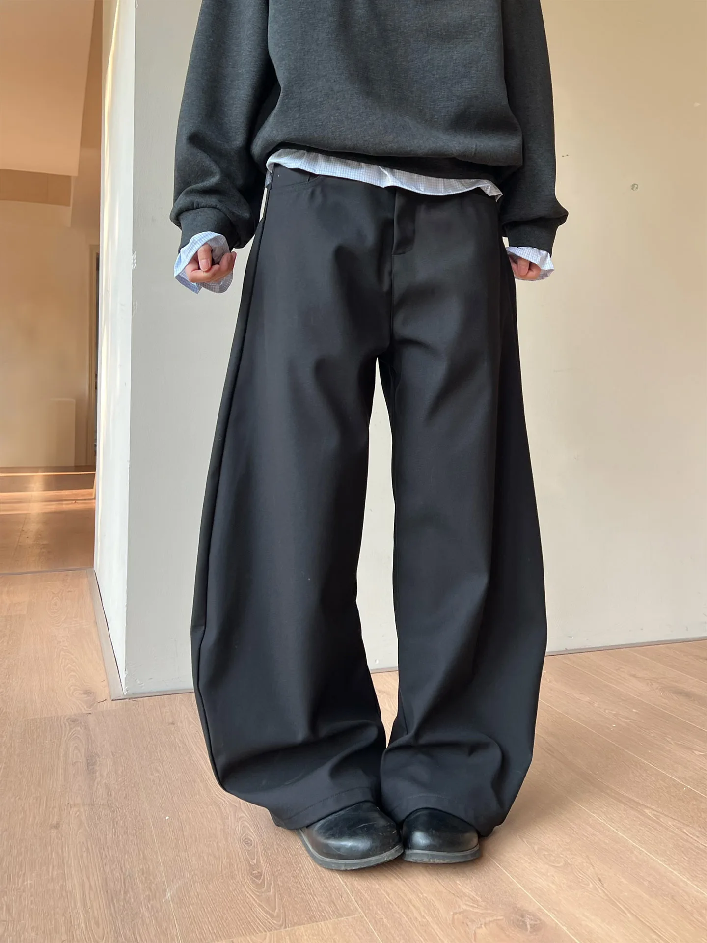 

Cleanfit Black Trousers Classic Simple Style Men Women Straight Leg Suit Pants High Waist Long Pants for Spring Season