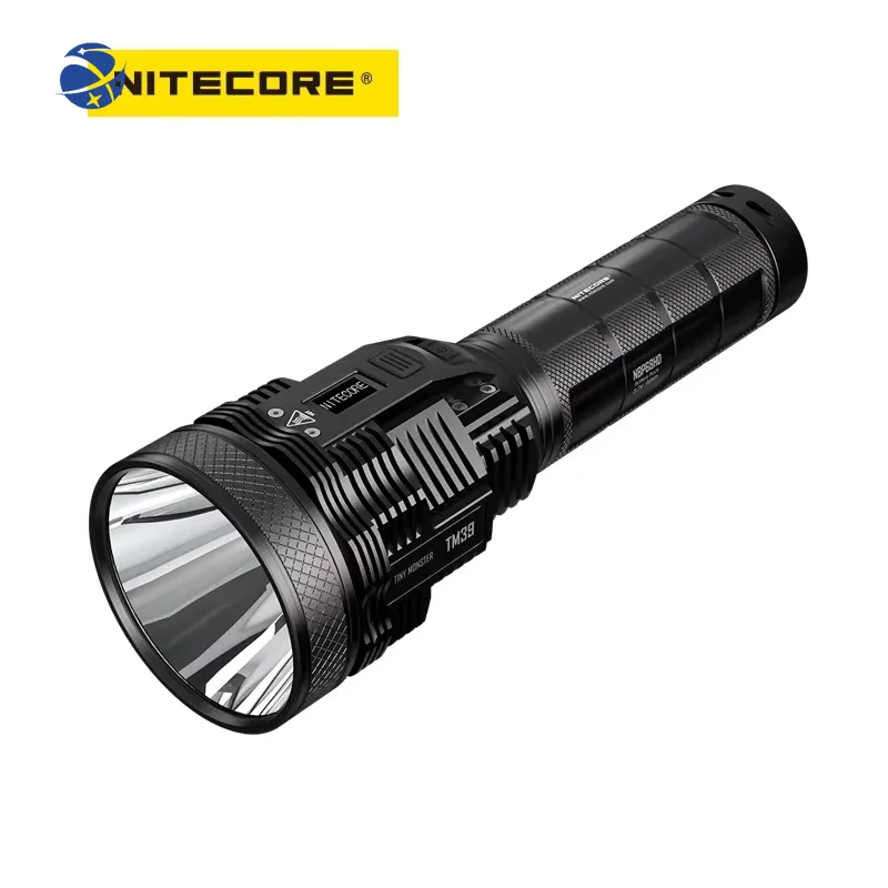 NITECORE ضمان 5 سنوات TM39 5200 لومن 1500 متر شعاع المسافة بطارية حزمة IPX8 يده الكتف الكشاف مصباح يدوي