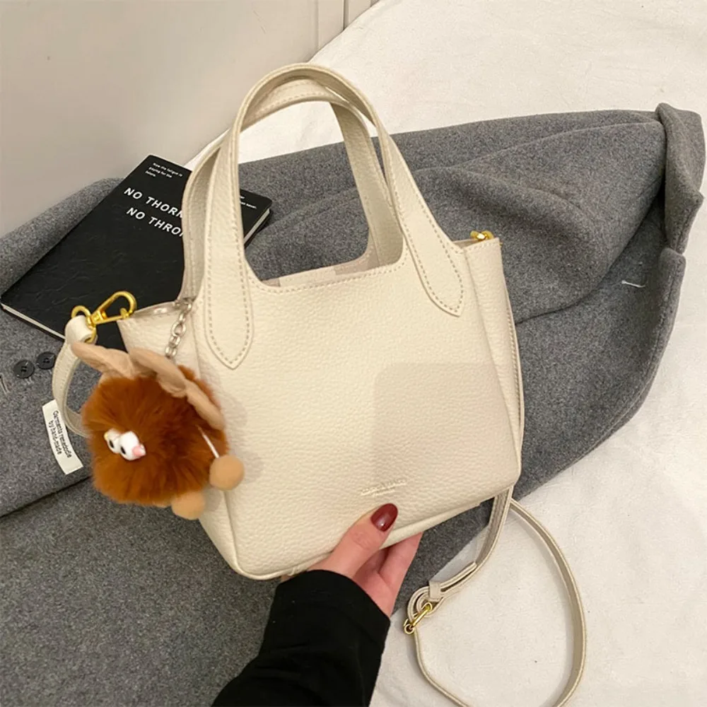 2026 كوريا Ins المتقدمة حقيبة يد عادية موضة دلو حقيبة أنثى بسيطة حقيبة كتف جوكر