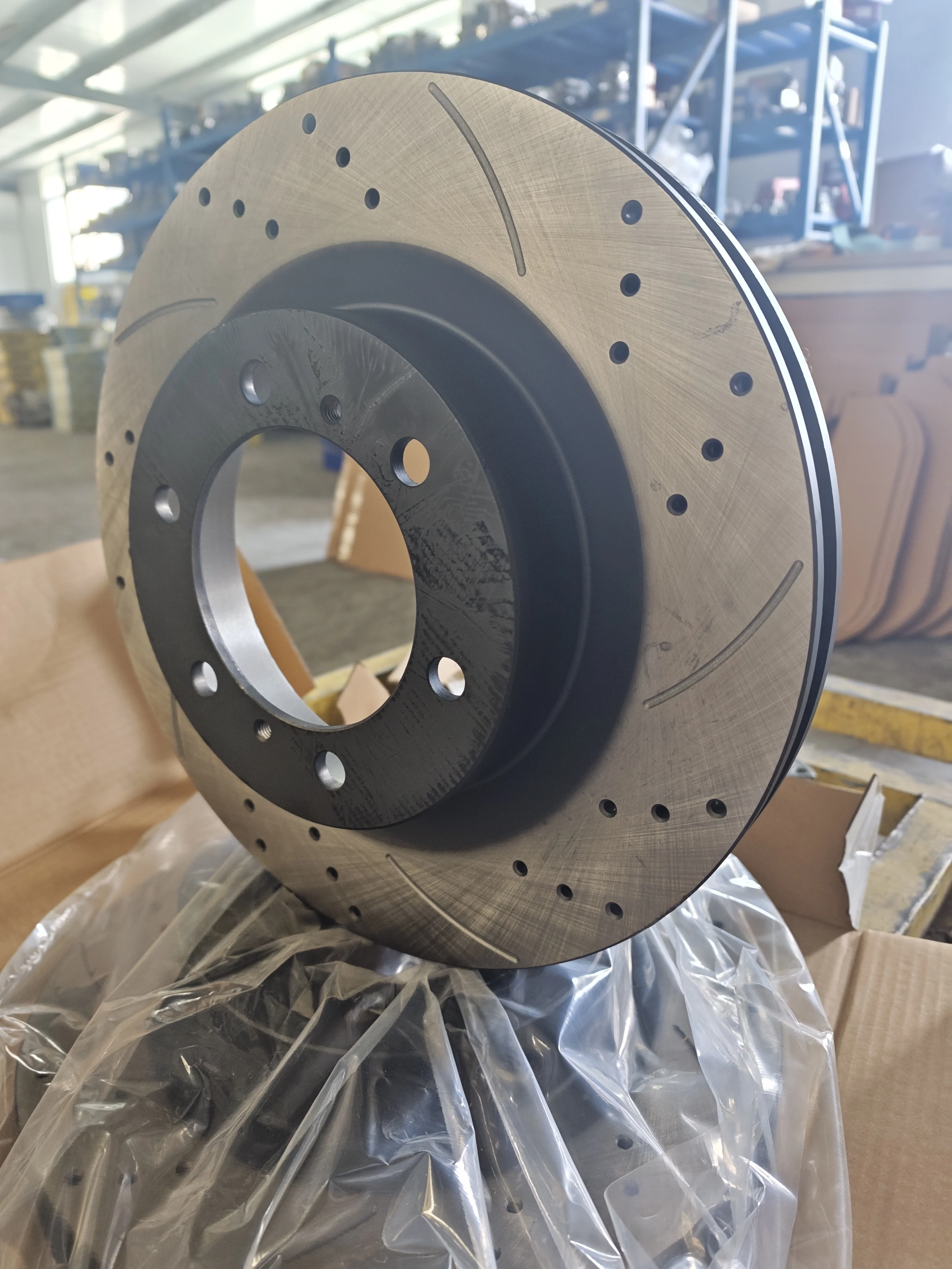 Perforating underlined car brake discs OE 2121-3501070  21214-3501070-10 for Lada 2120 21218 2123 2129 2131 2154 2328 2329