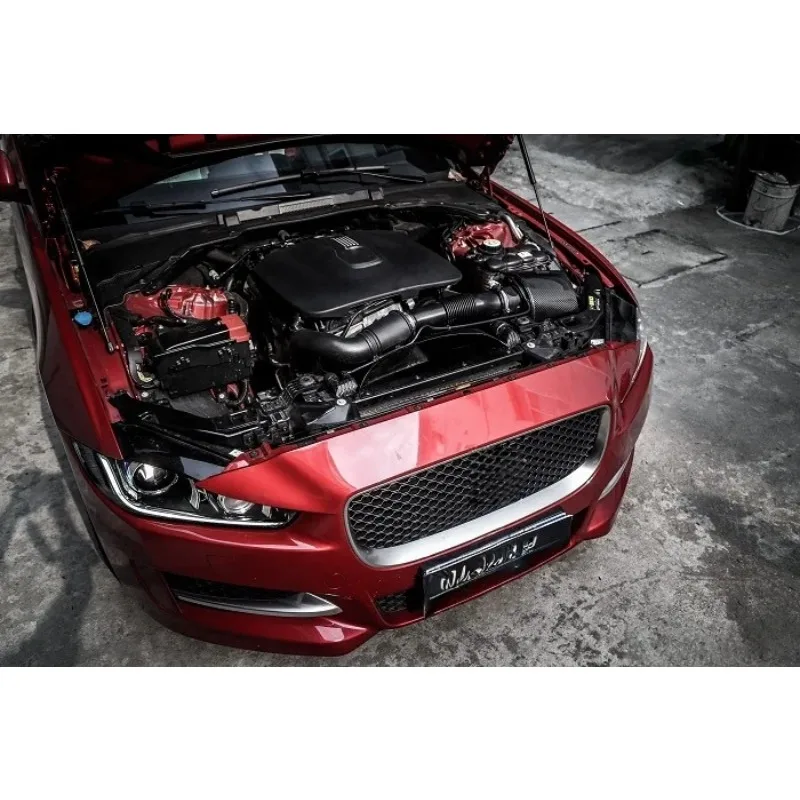 15-17 استجابة أسرع نظام مدخل ألياف الكربون الجاف الحقيقي لجاكوار XF XE XFL F-Pace 2.0T GTR أنبوب دخول الهواء من ألياف الكربون