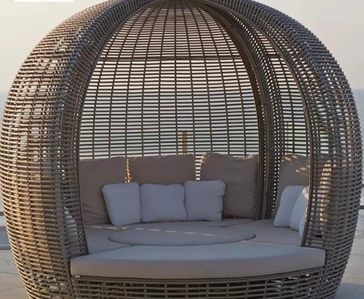 & Customization Modern Luxury All Weather Rattan Daybed Outdoor Garden Patio Sunbed Lounger for Swimming Pool and Courtyard