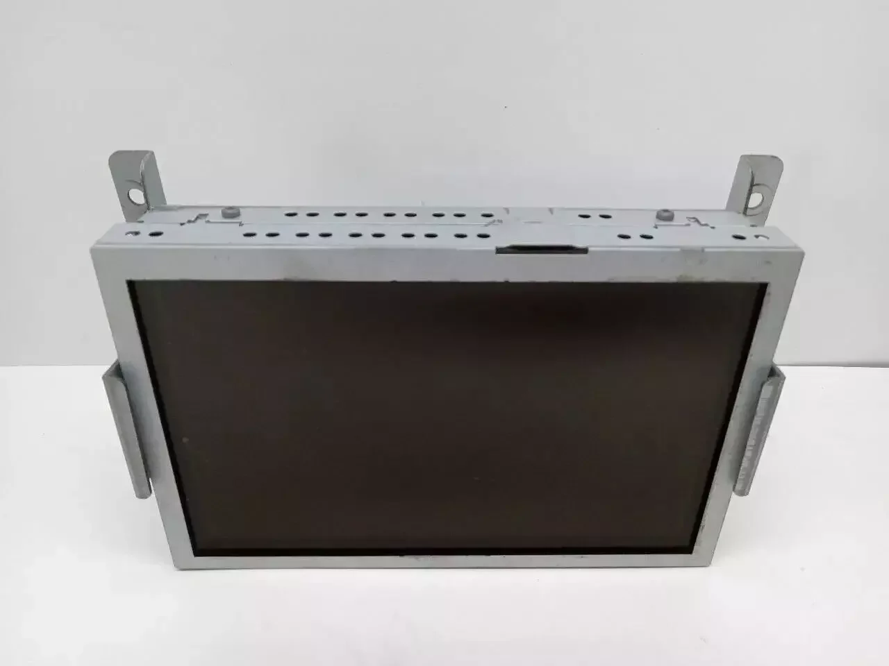 

2013-2014 Ford F150 Pickup Radio Information 8-inch Display Touchscreen