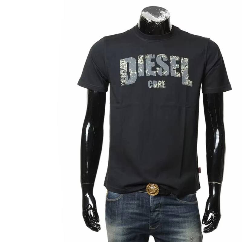 Was ist NDDKD? Der ultimative Guide zum Trendy Men’s T-Shirt 2025 mit Graffiti-Print