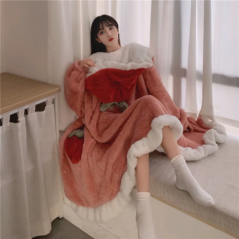 Korea Style Women's Bathrobe Sweet Cute Hooded Winter Ladies Dressing Gown Single Breasted Fleece Strawberry Robe for Female