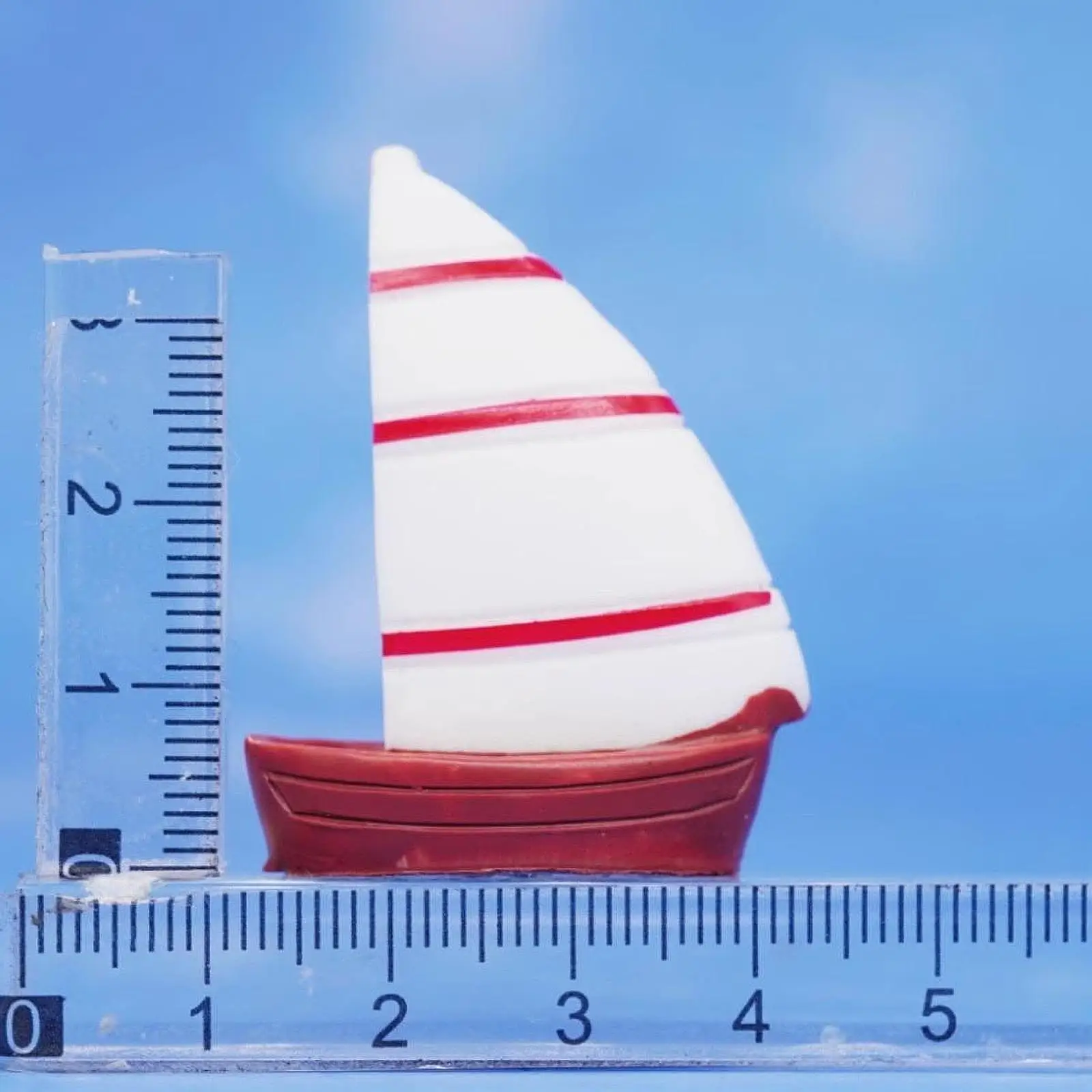 

1/64 Scale Miniature Sailboat Decorative Realistic Collectibles Tiny Model