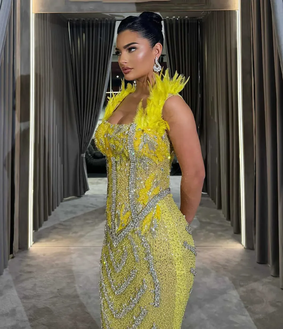 Luxury Mermaid ชุดราตรี Elegant Beaded Sequined Feather สแควร์คอพรหมชุดคริสตัลคนดังชุดที่กําหนดเอง