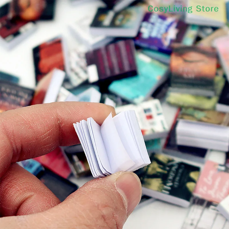 100Pcs Random Miniature Classical Books Mini Flip Books Notebook Furniture Decoration Supplies