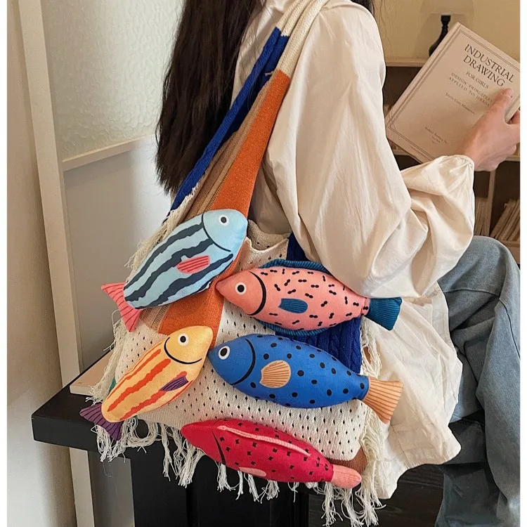 Summer Cotton Crochet Shoulder Bag Large Capacity Fish Hollow Out Woven Bag for Women Simple Contrast Color Tassel Beach Handbag