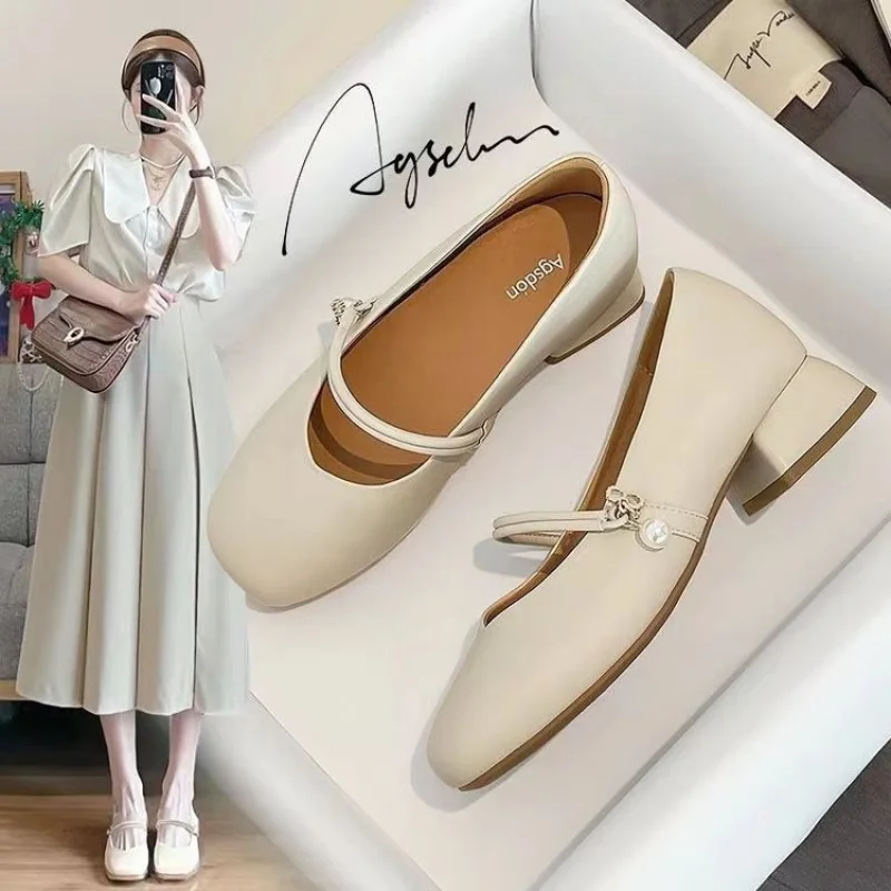 

Новые женские туфли Мэри Джейн 2026 года с квадратным носком, на массивном каблуке, из мягкой кожи, с жемчужной пряжкой, удобные повседневные офисные туфли