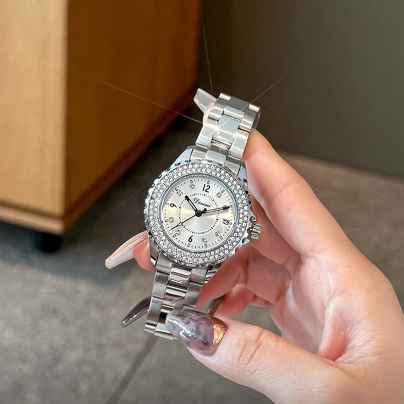 Women'S Watch, 2026 New Model, Branded, Simple And Elegant, Fashionable, High-End Feel, Large Dial, Women'S Quartz Watch.