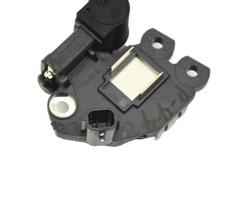 For Nissan 14 New X-Trail Renault Generator Regulator