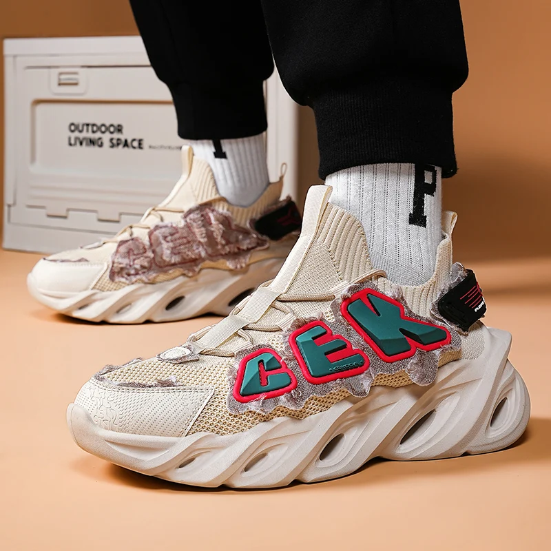 

ML's new Blade Flying Mesh casual running dad sneakers