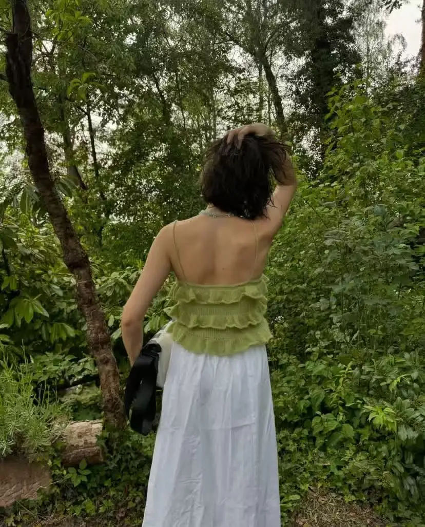 Sommerliches neues süßes und würziges Camisole-Top für Damen, modisch und vielseitig, zum Verjüngen und Verkürzen des Erscheinungsbilds. – Detail 4