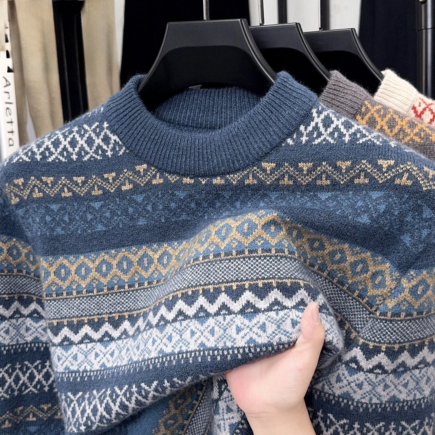 

Мужской зимний утепленный вязаный свитер с круглым вырезом, с бахромой, пушистый, теплый, повседневный, комфортный, мягкий, из акрилового волокна