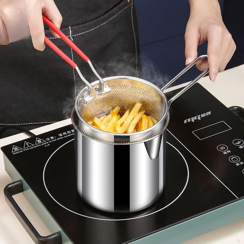 Stainless steel deep fryer pot with frying basket set pasta strainer basket for french fries mini cooking tempura pot