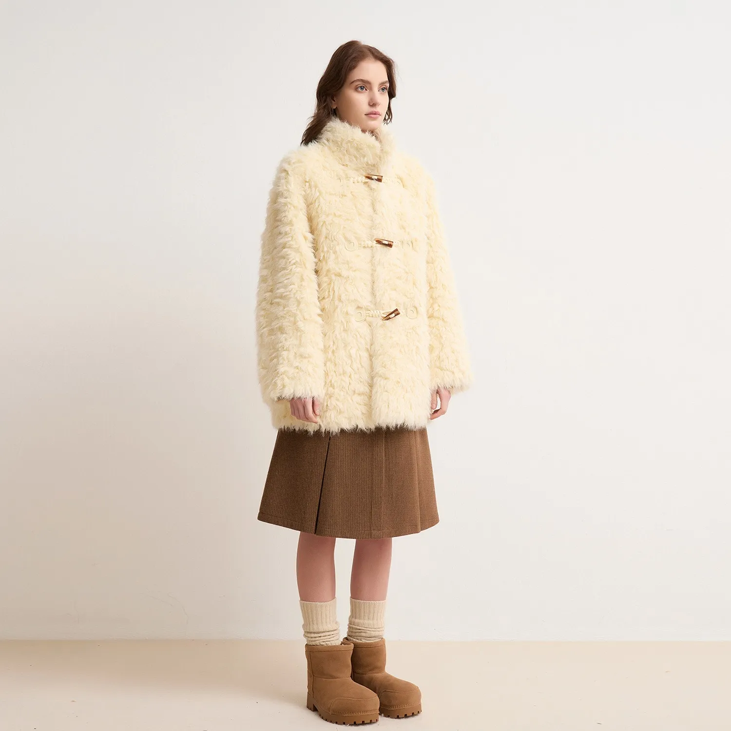 Thick Seamless Coat with Loose Fit Sweet Stand Collar Long Sleeve Horn Button Mid Long Length Elegant Women Winter Jacket