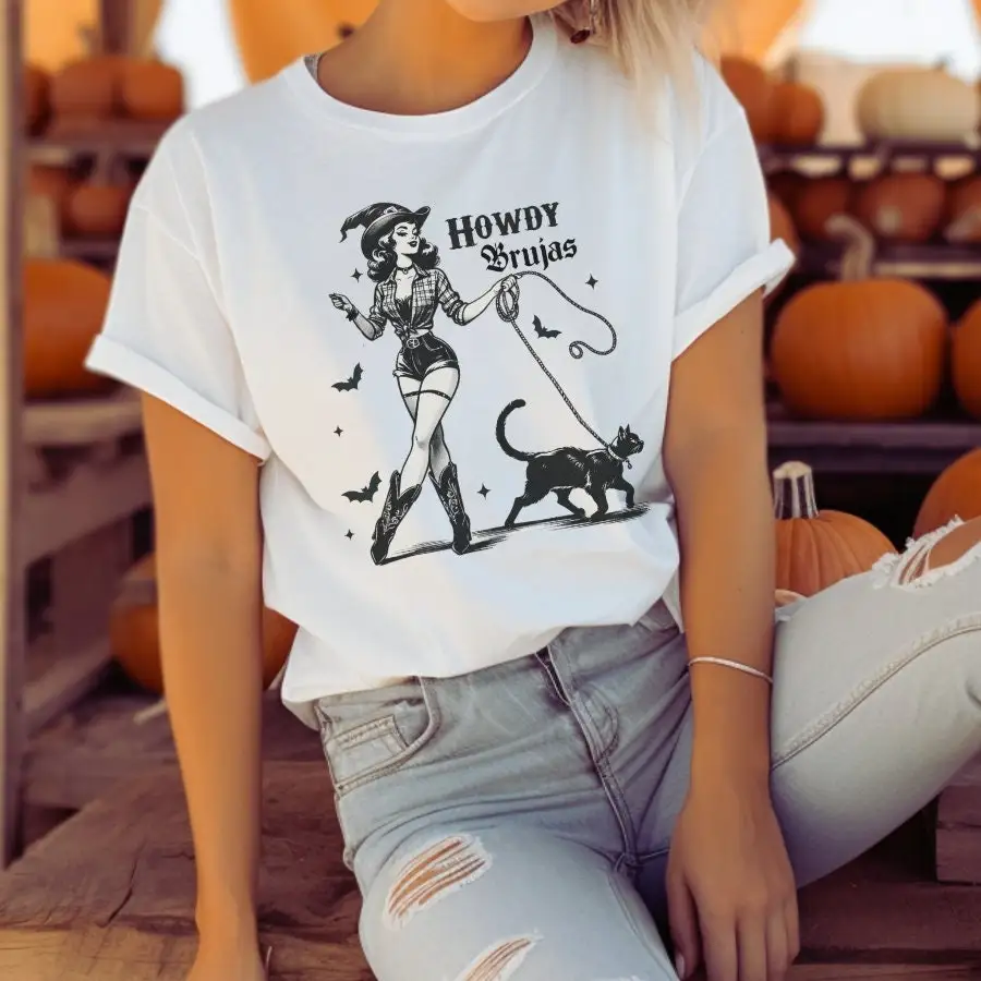 Latina Halloween T Shirt Howdy Bruja Vaquera Camisa Western Cowgirl Chingona Spooky Cute Witch Spanish Mexicana