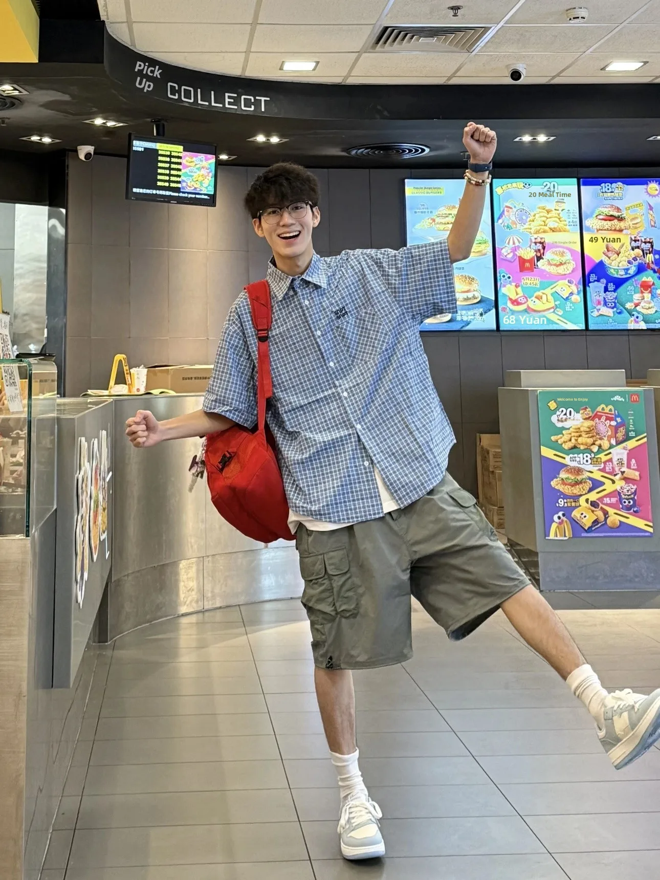 

Американский Sle Fre Синий Клетчатый Вышивка ort Sve irt Мужчины Женщины Летняя Свободная Повседневная верхняя одежда irt Design