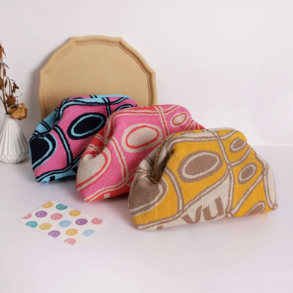 Trendige gestrickte Clip-Tasche, vielseitig, großes Fassungsvermögen, geeignet für Aufbewahrungstaschen, neue High-End-Muster-Clutch-Tasche – Detail 2