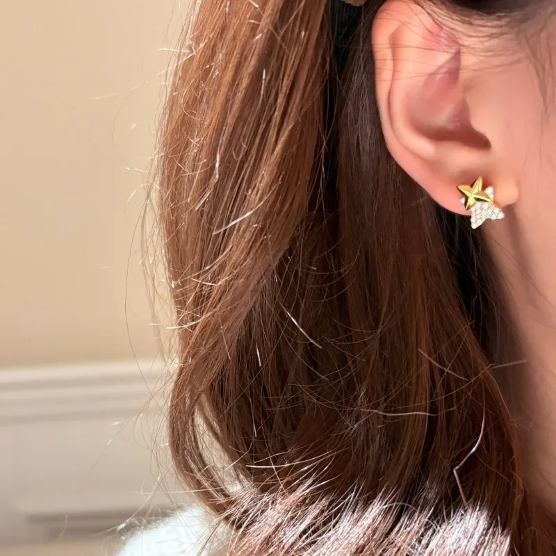 Xiaohongshu شعبية الذهبي رباعي نجمة أقراط الإناث الحلو النمط الأدبي ضوء الفاخرة لطيف رومانسية مزاجه أنيقة #2