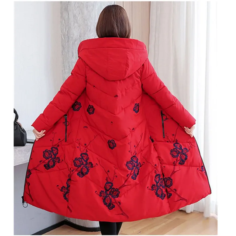 2024 New Women Parkas Winter Down Padded Jacket Hooded Embroidery Print Long Slim Cotton Coat Female Casual Thick Outerwear W075