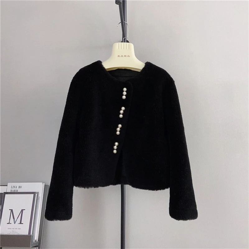 

Women Girl Sheep Shearling Fall and Winter Short Round Neck Coat Female Lamb Wool Warm Pearl Button Jacket PT463