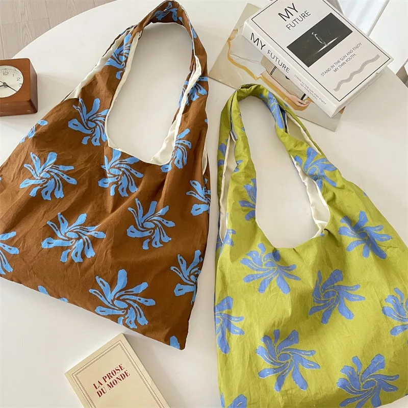 

Bohemian Blue Floral Canvas Vest Bag Oversized Tote Shoulder Purse for Women Artistic Casual Daypack Spacious Travel Handheld