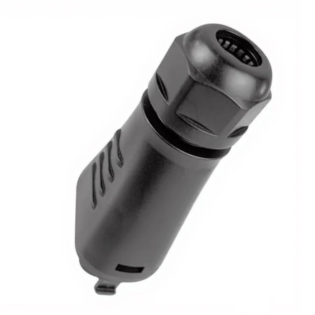 3 Pin BC05 Solar Field Connector Compatible with Microinverter Installations and Engineered for Long Term Outdoor PV Performance