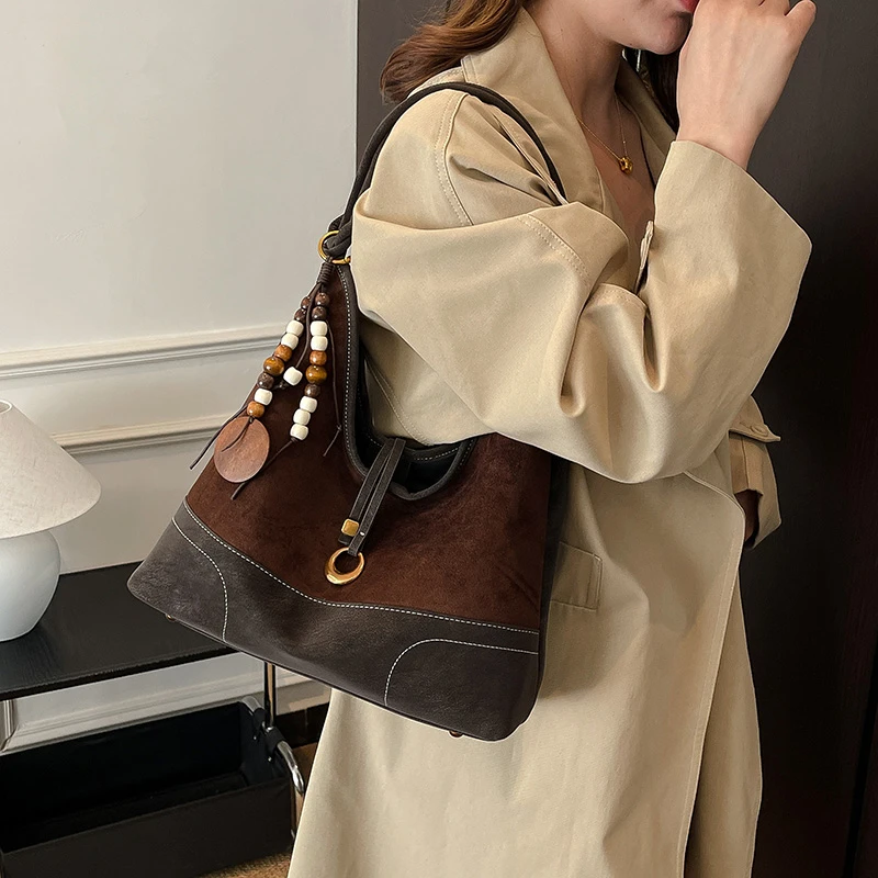 

Women High End Luxury Leather Shoulder Bag Elegant Daily Fashion Tote Handbag Chic Crossbody