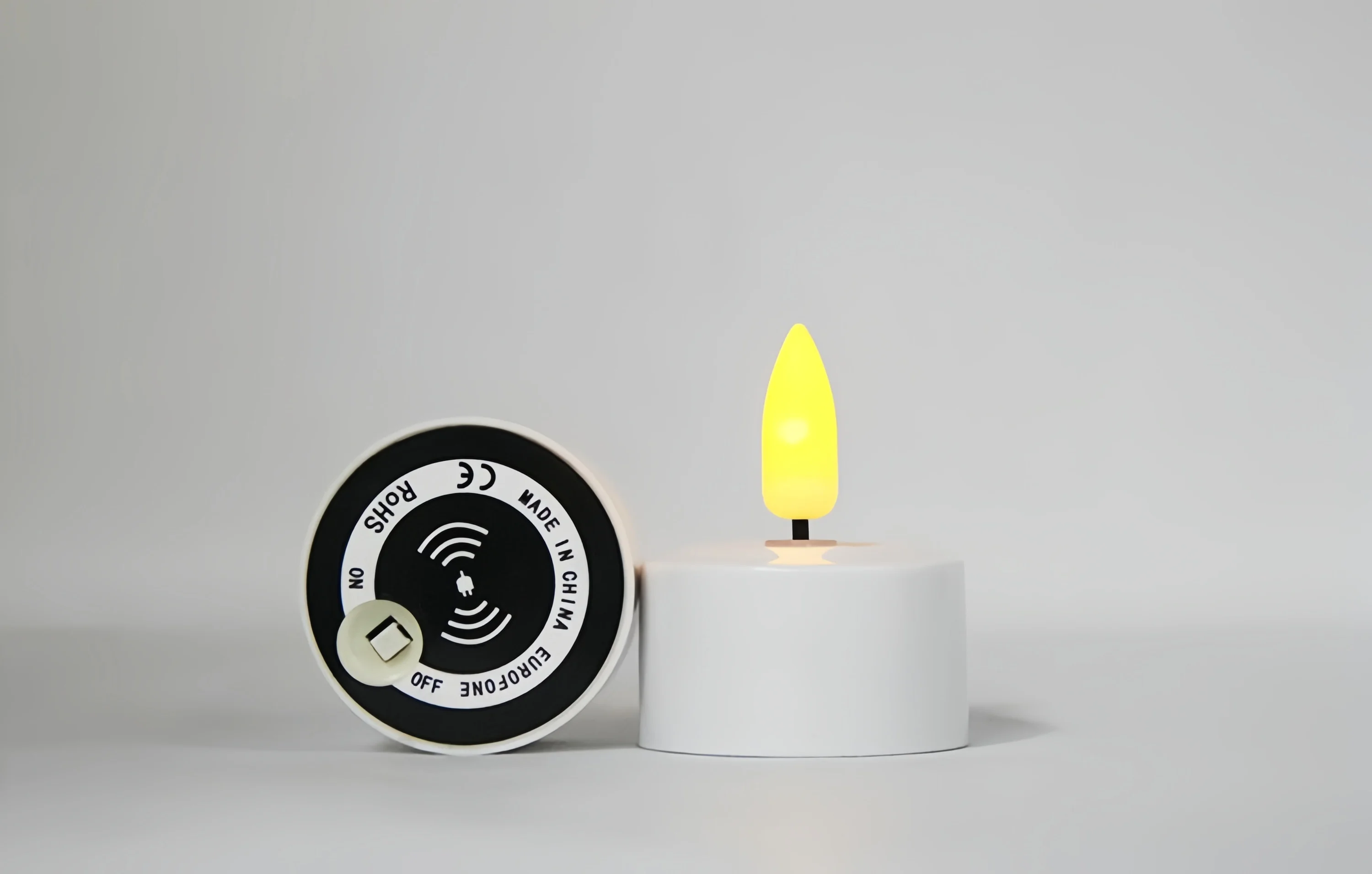 Pack of 12 Wireless Charging Rechargeable Led Tealight Electronic Candle Lamp Wedding Xmas Home Party table Decoration-Warm whit