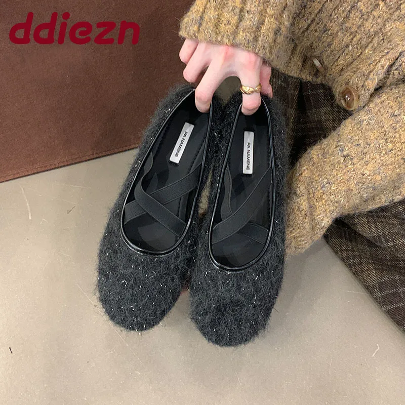 

Модные женские туфли из флока с круглым носком и обувью, неглубокая женская обувь без шнуровки, женские балетки на резинке