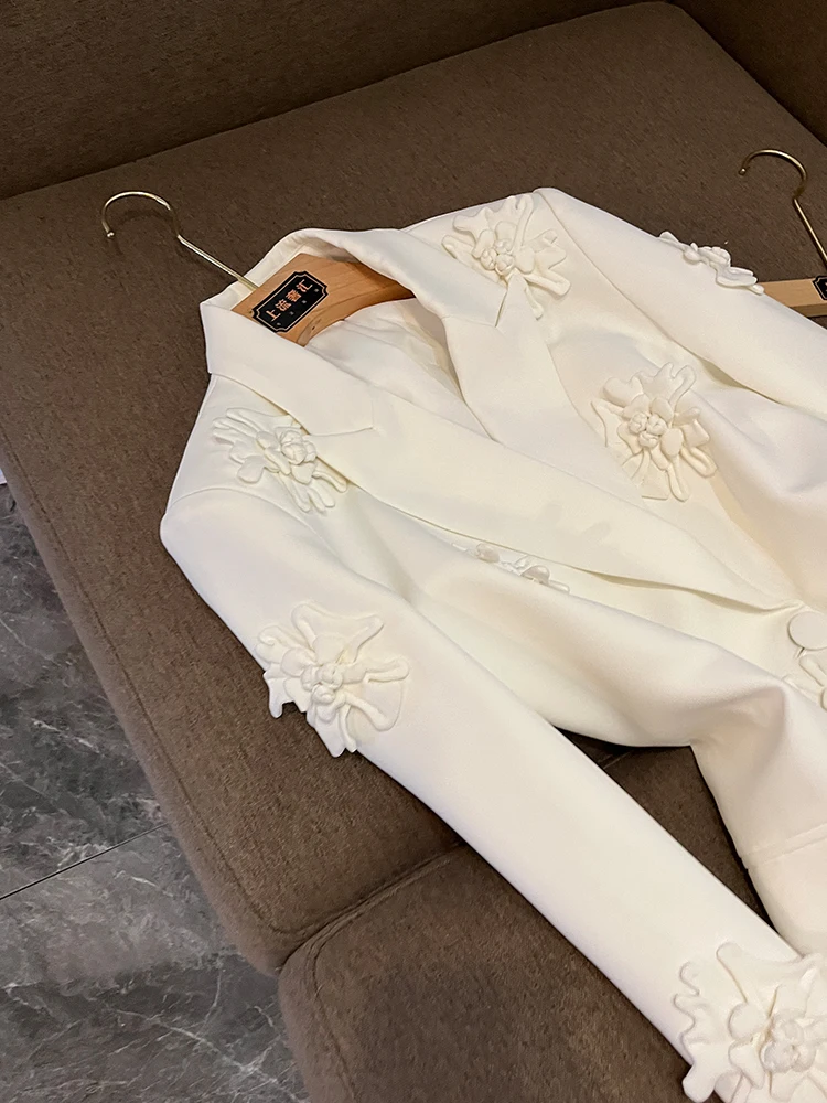 Faionable Briti Sle Suit Jaet e pantaloni Set con bottoni a doppia fila Decorazioni ricamate pesanti Adatto ai pendolari