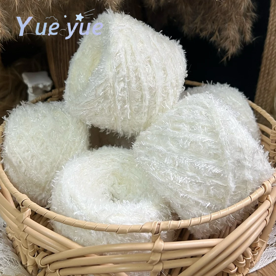 Witte korte vacht hand gemengde draad, handgemaakte gehaakte handtas pop haarlus DIY hanger decoratie met meerdere strengen garen