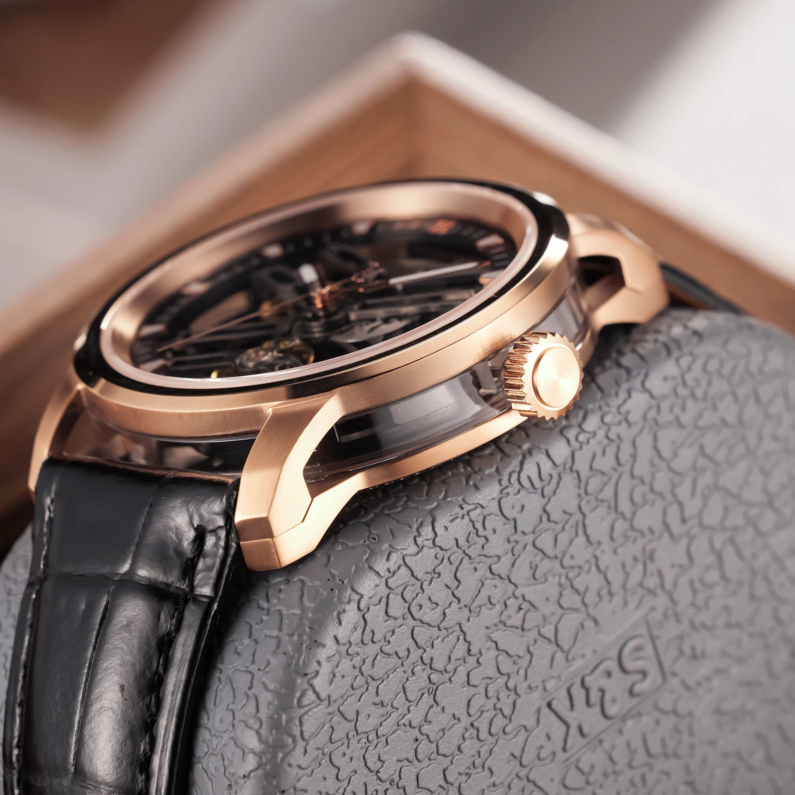 OBLVLO Luxury Men Mechanical Watch Hollow-out Rose Gold Transparent Luminous Leather Automatic WristWatch Relogio Masculino KM-S