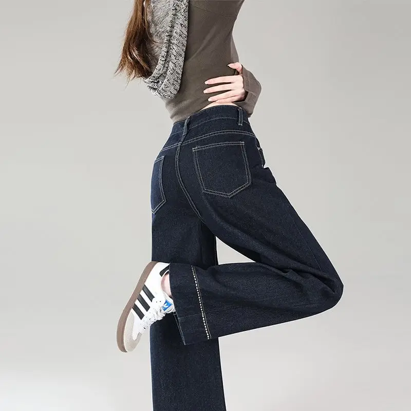 

Джинсы женские широкие темно-синие весна-осень 2026, корейские свободные расклешенные брюки, облегающие и стройнящие, с эффектом утончения фигуры