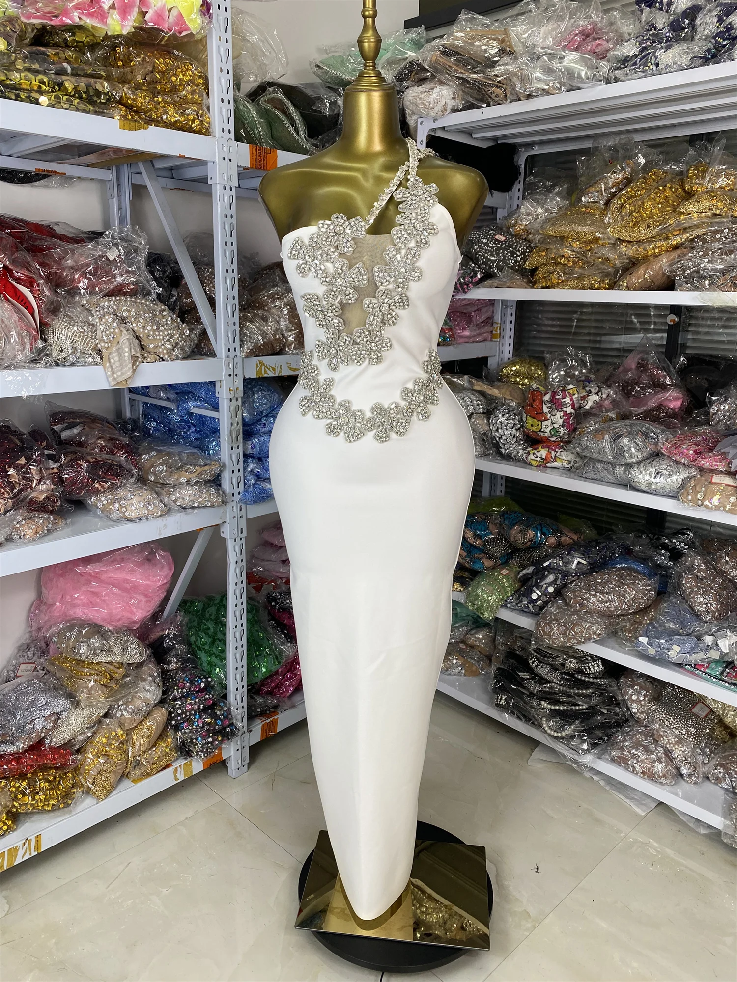 

Factory Wholesale White Bandage Dress Glitter Flowers Crystal Embroidered Long Dresses Party Woman 2026 Wedding Reception