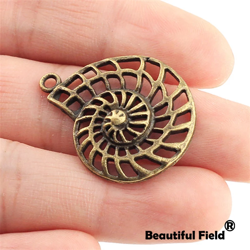 8pcs 36*28mm New Fashion Antique Bronze Silver Plated Handmade Charms Necklace Pendant Snails A411